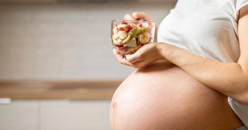 5 Makanan yang Harus Dihindari Ibu Hamil saat Buka Puasa